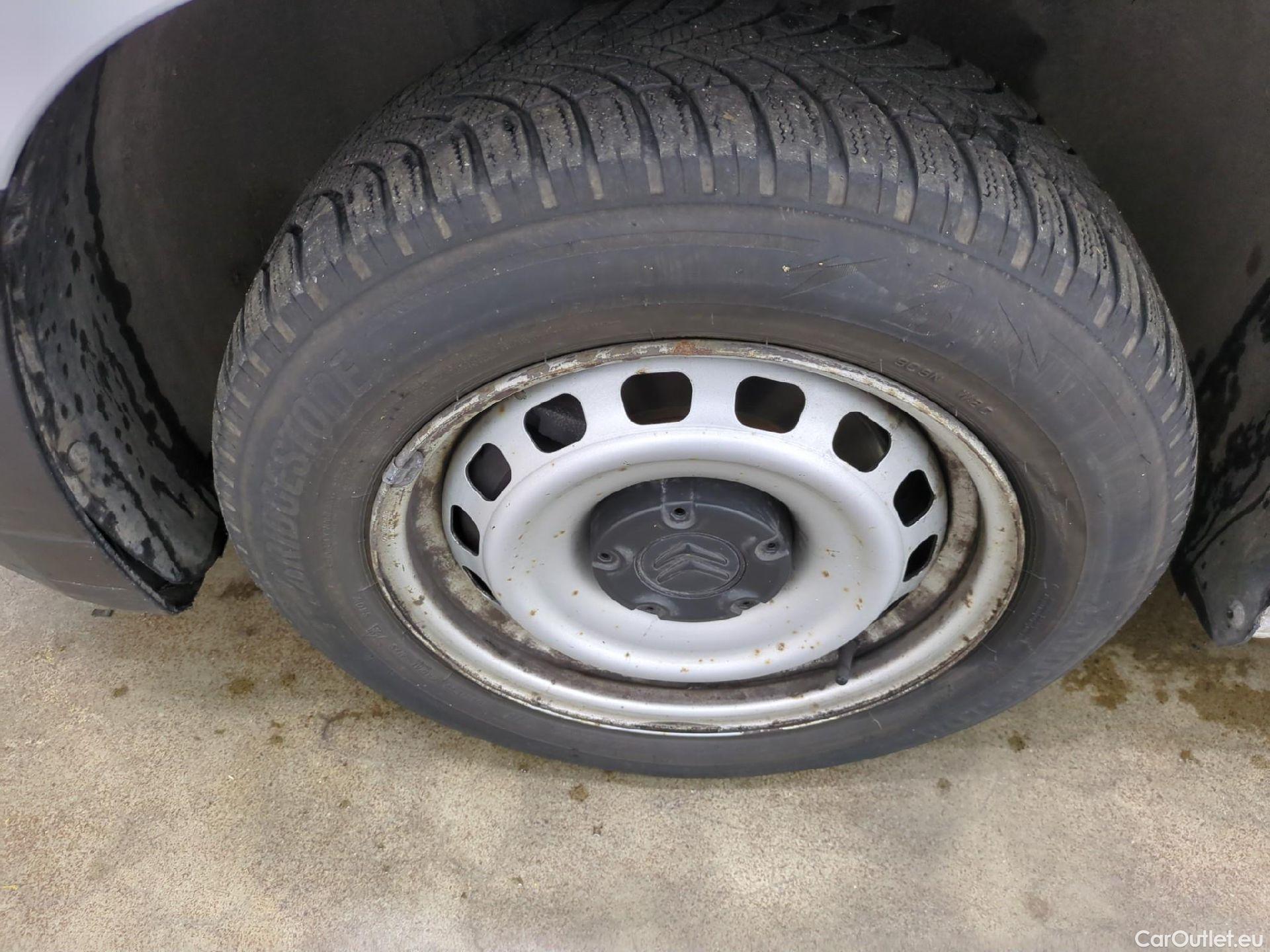  Citroen  Berlingo  Fourgon Club M 650 1.5 BlueHDi 75CV BVM5 E6dT #7