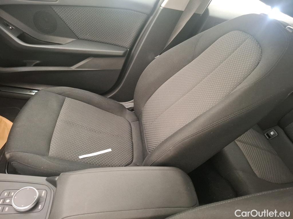  Bmw  Serie 1 BMW Série 1 / 2019 / 5P / Berline 116i Business Design #46