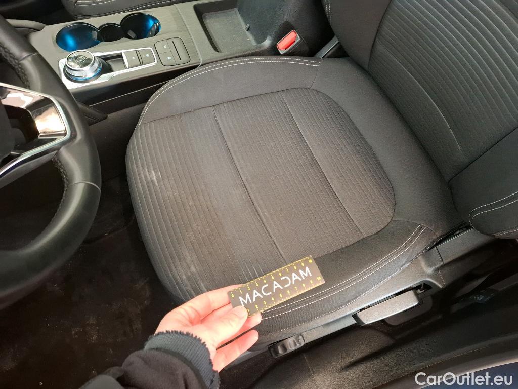  Ford  Kuga  / 2019 / 5P / SUV 2.5 190 hybrid Flexifuel Pshift Titanium  #23