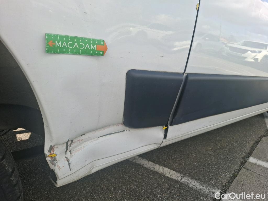  Fiat  Ducato FIAT  / 2014 / 4P / Fourgon tôlé 3.0 M H2 2.3 Multijet 120 Pack Pro Nav #4