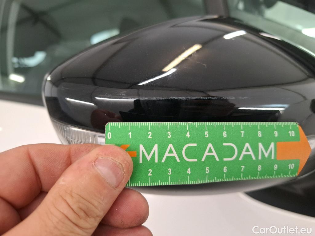  Citroen  C3  Feel Pack 1.2 PureTech 80CV BVM5 E6d #3