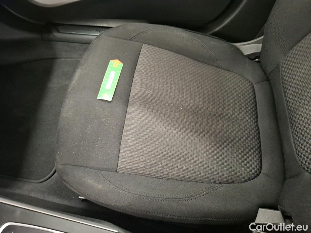  Bmw  Serie 1 BMW Série 1 / 2019 / 5P / Berline 116i DKG7 Business Design #11