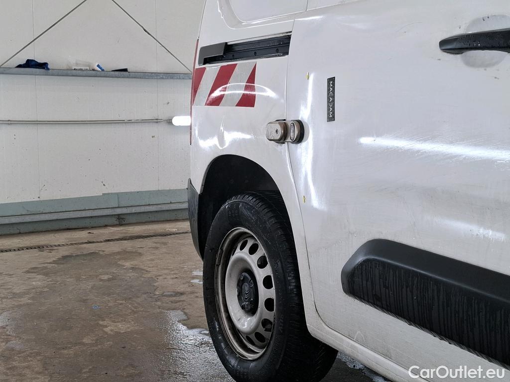  Citroen  Berlingo  Fourgon Worker M 1000 1.2 PureTech 130CV BVA8 E6d #34