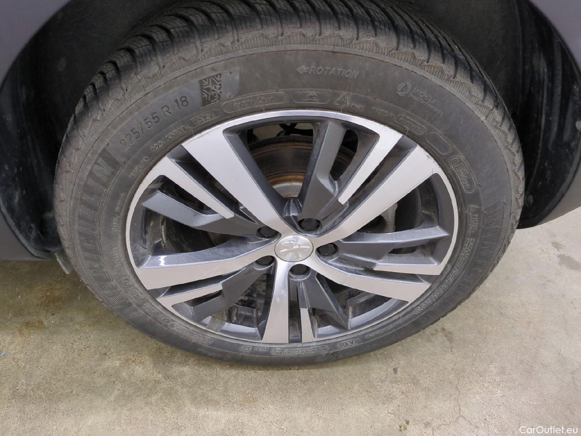  Peugeot  3008  II Allure Pack 1.2 PureTech 130CV BVA8 E6d #17