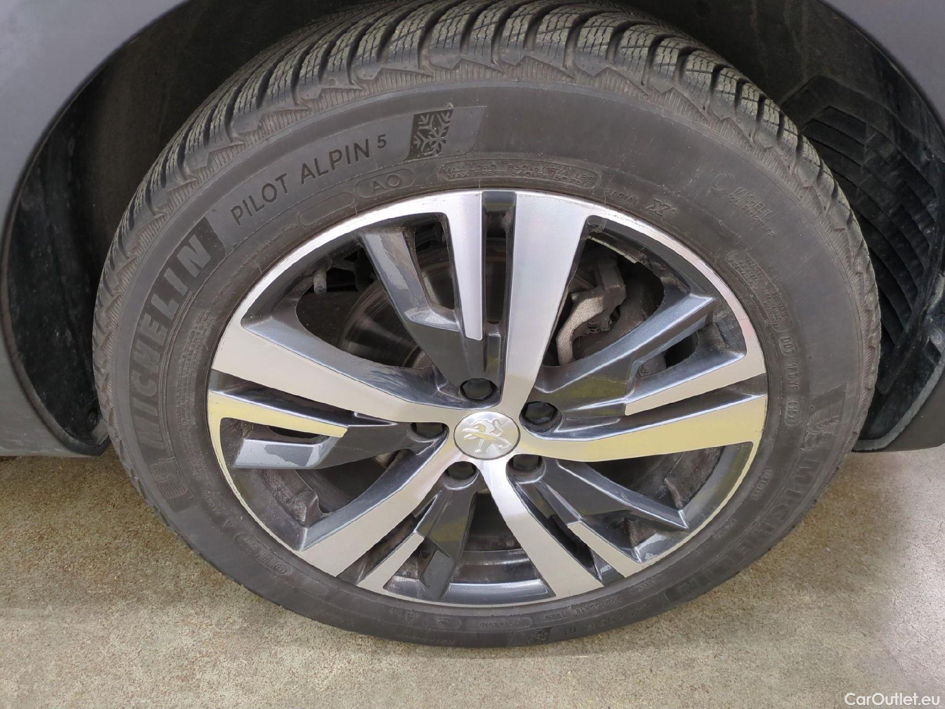  Peugeot  3008  II Allure Pack 1.2 PureTech 130CV BVA8 E6d #12