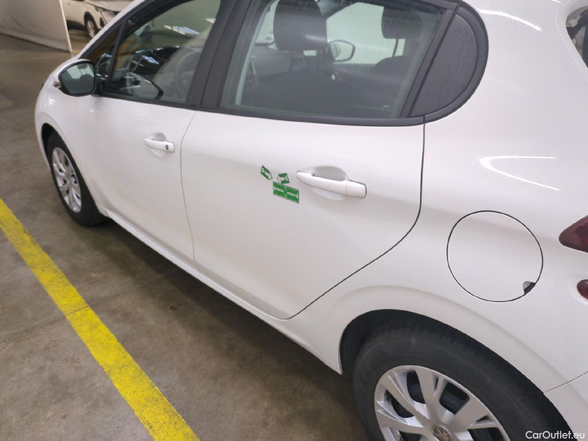  Peugeot  208 PEUGEOT  Affaire VU 5p Berline BlueHDi 100 ¤6.c S&S PREMIUM PACK #7