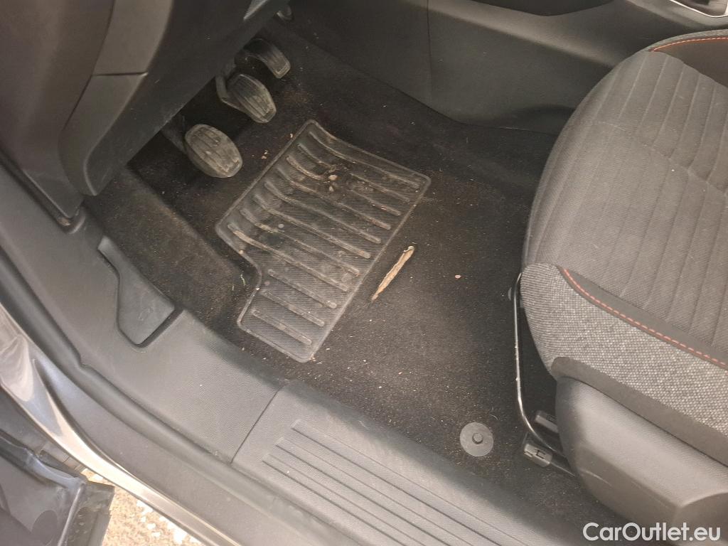  Peugeot  2008  Active Pack 1.5 HDi 110CV BVM6 E6d #1