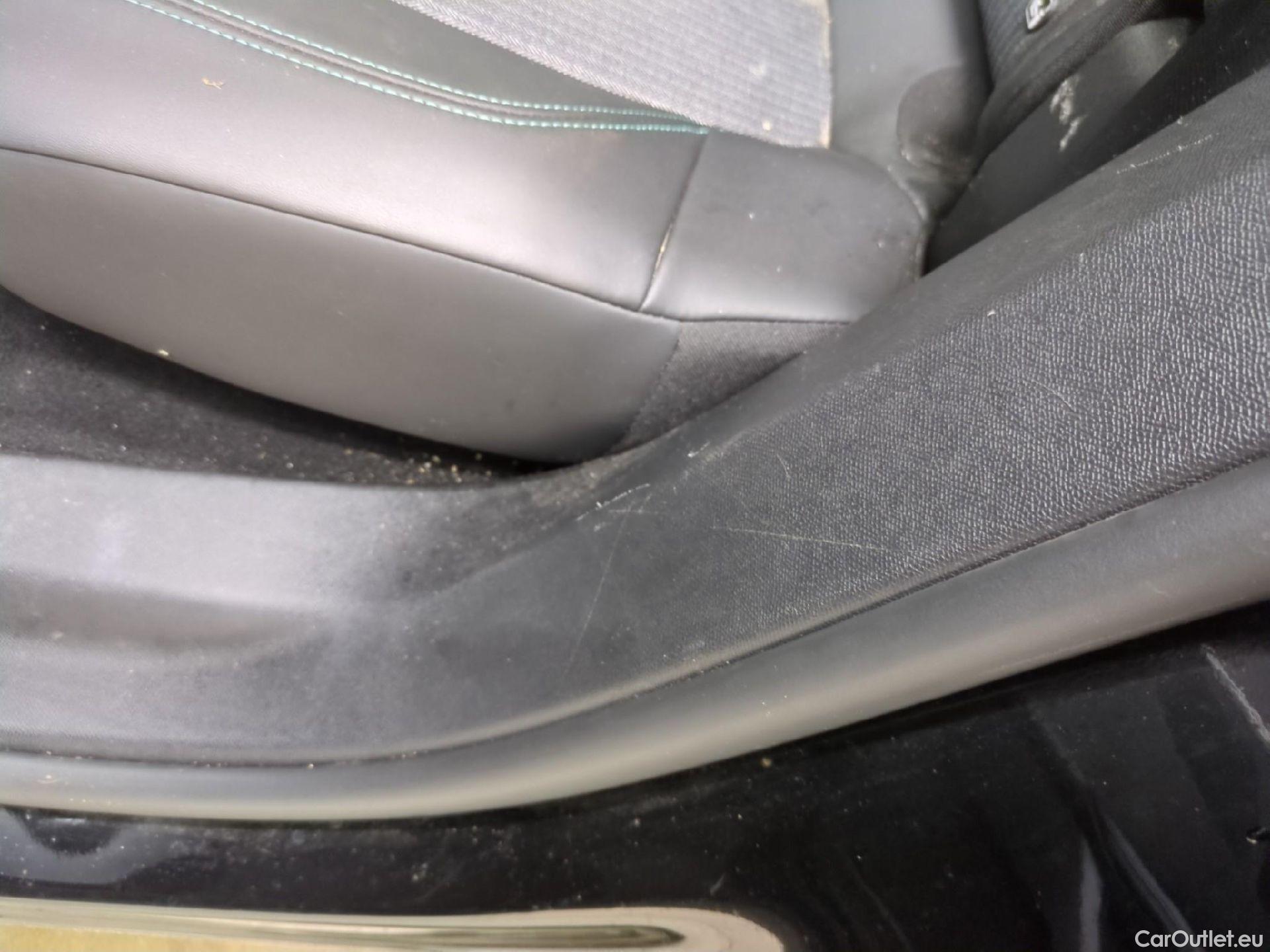  Peugeot  3008  II Allure Pack 1.2 PureTech 130CV BVA8 E6d #3