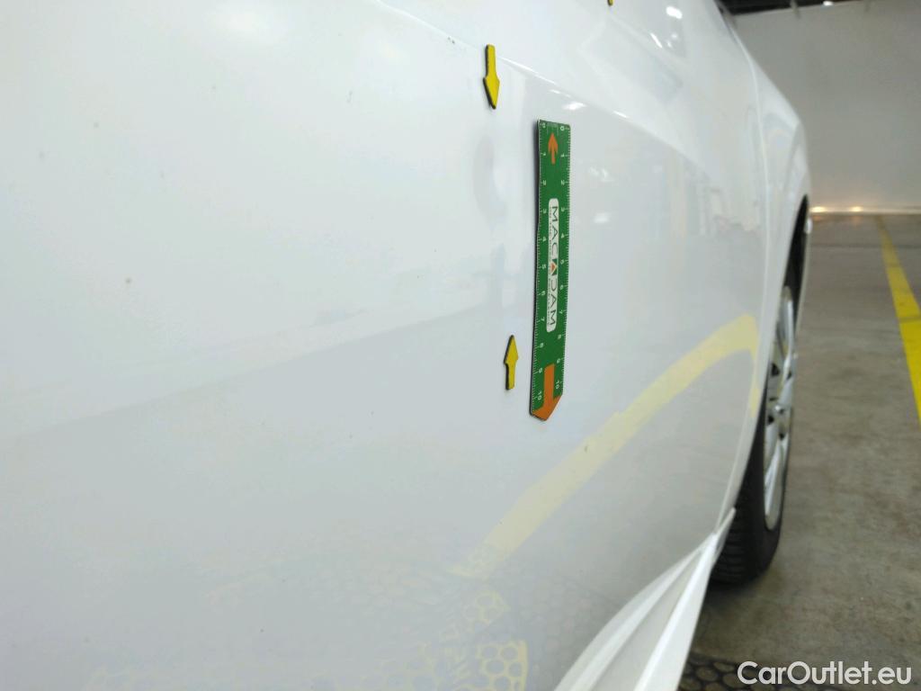  Peugeot  208  Premium 1.5 HDi 100CV BVM6 E6d #13