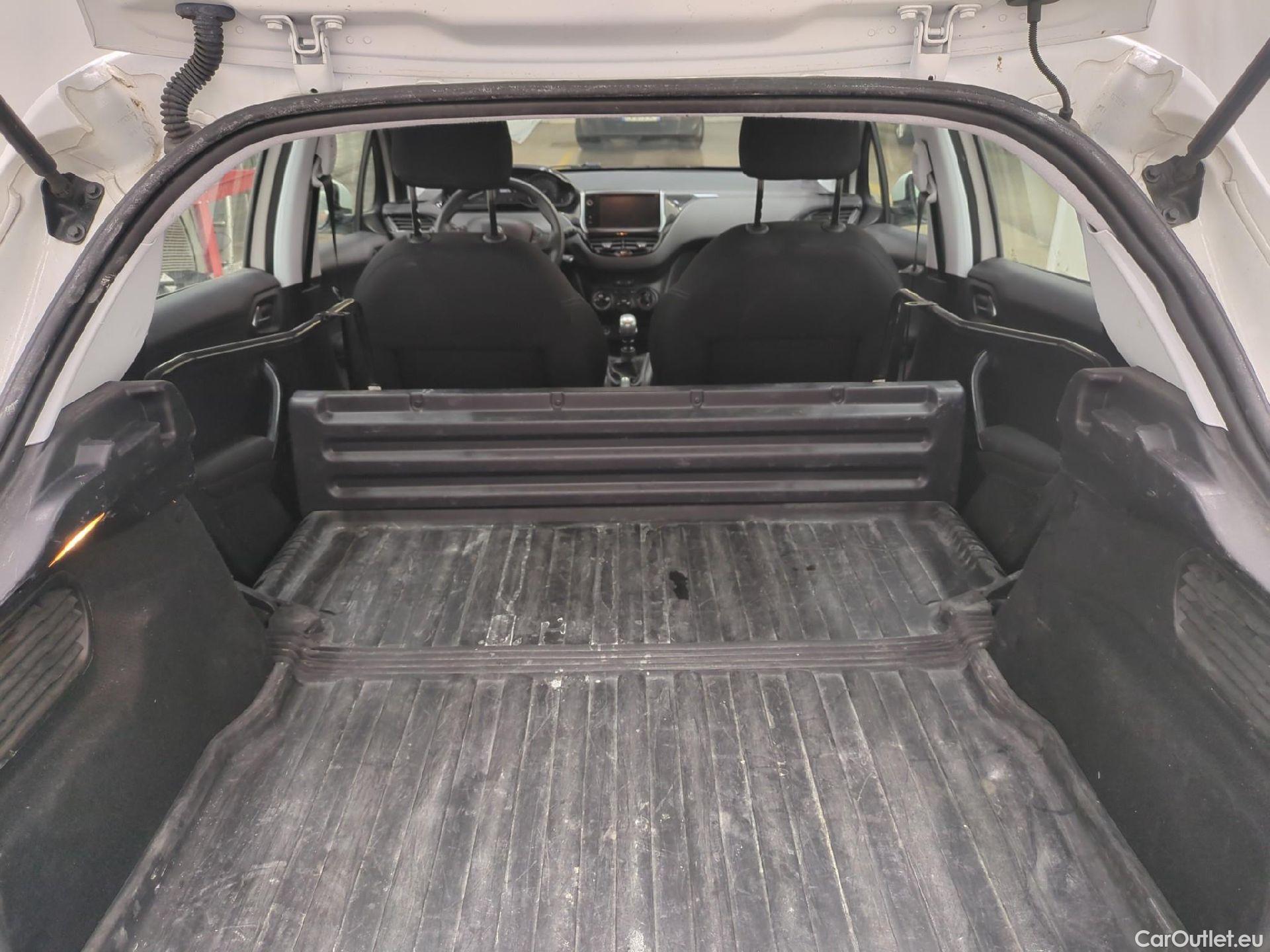  Peugeot  208 PEUGEOT  Affaire VU 5p Berline BlueHDi 100 ¤6.c S&S PREMIUM PACK #3