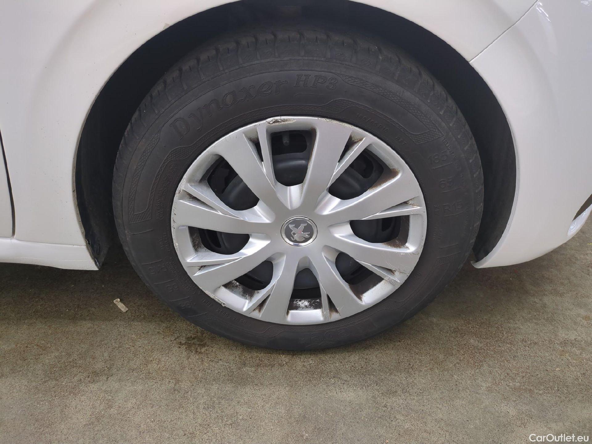  Peugeot  208 PEUGEOT  Affaire VU 5p Berline BlueHDi 100 ¤6.c S&S PREMIUM PACK #4