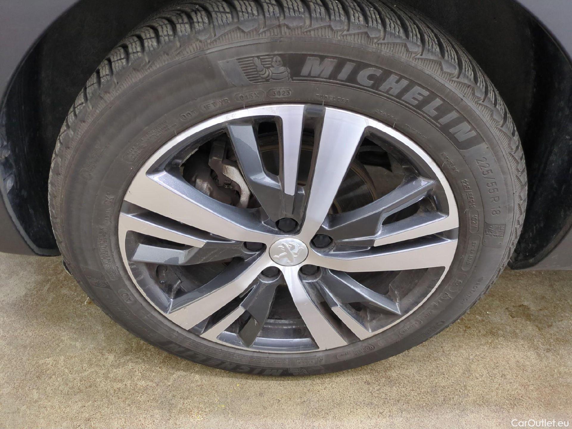  Peugeot  3008  II Allure Pack 1.2 PureTech 130CV BVA8 E6d #13