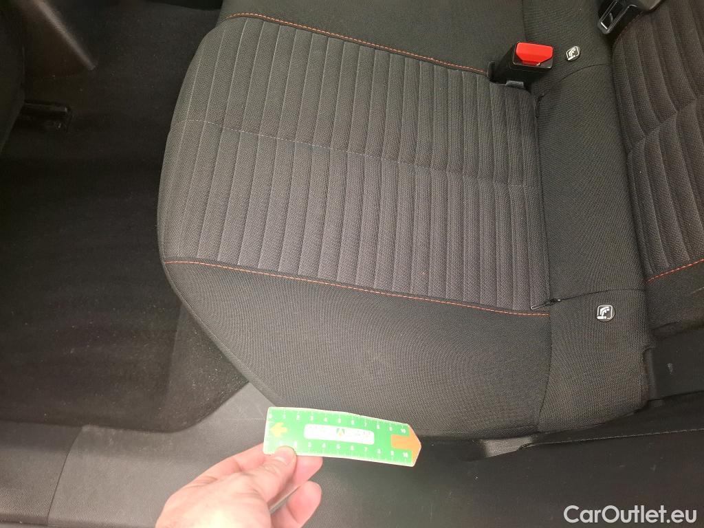  Peugeot  2008  Active Pack 1.5 HDi 110CV BVM6 E6d #27