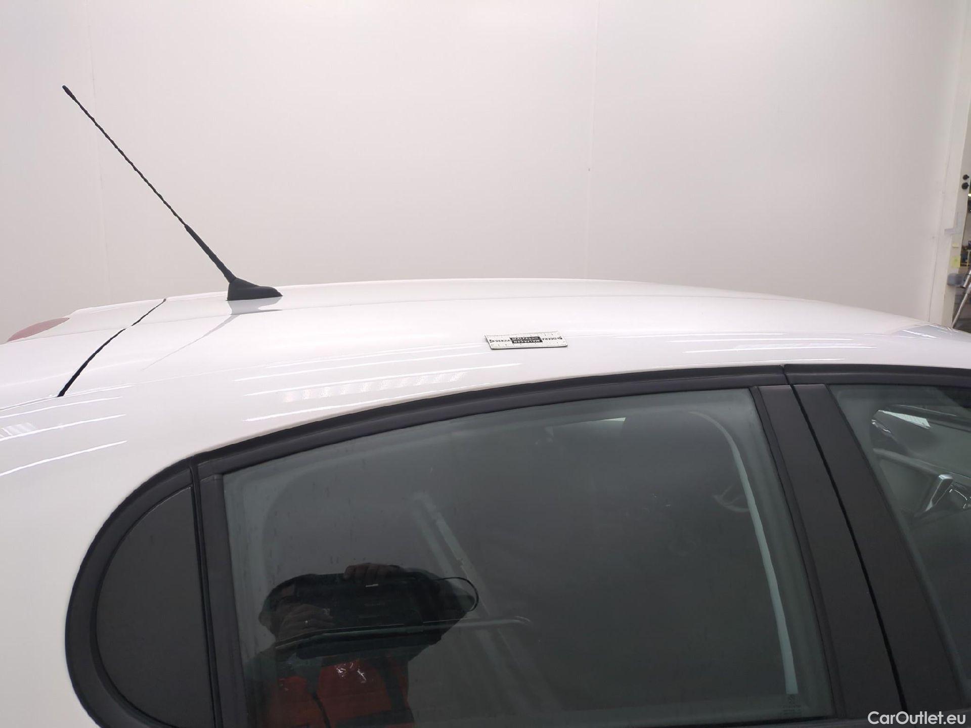  Peugeot  208 PEUGEOT  Affaire VU 5p Berline BlueHDi 100 ¤6.c S&S PREMIUM PACK #14