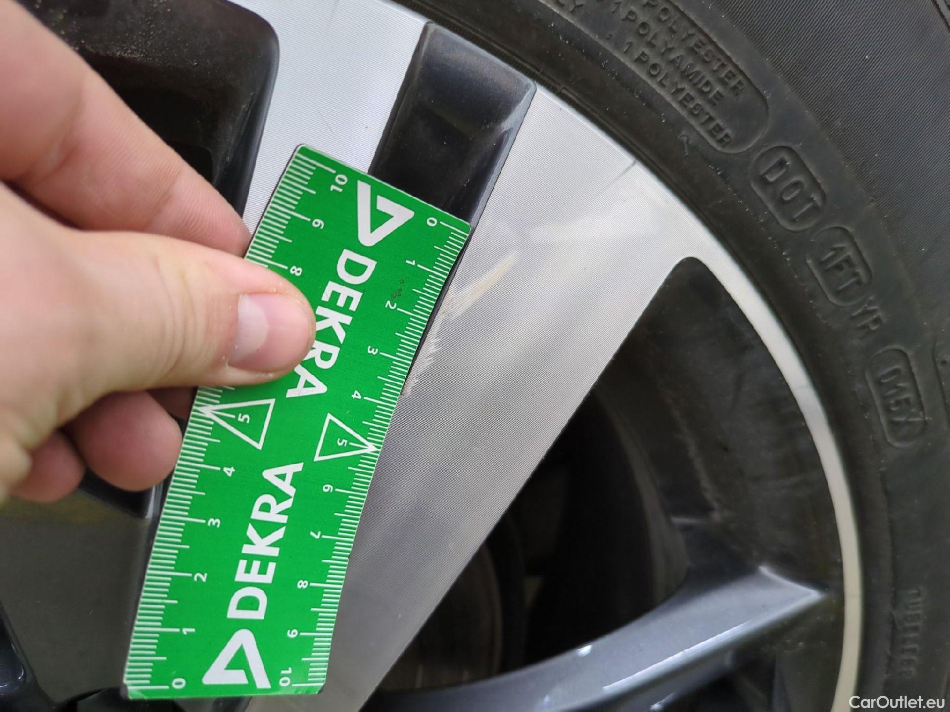  Peugeot  3008  II Allure Pack 1.2 PureTech 130CV BVA8 E6d #24