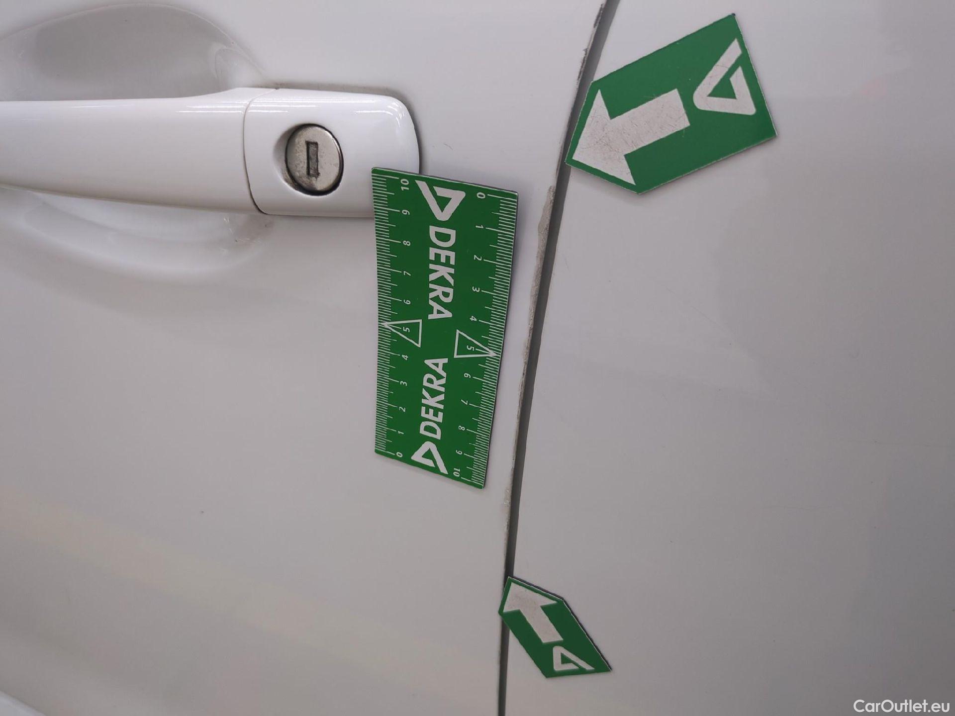  Peugeot  208 PEUGEOT  Affaire VU 5p Berline BlueHDi 100 ¤6.c S&S PREMIUM PACK #10