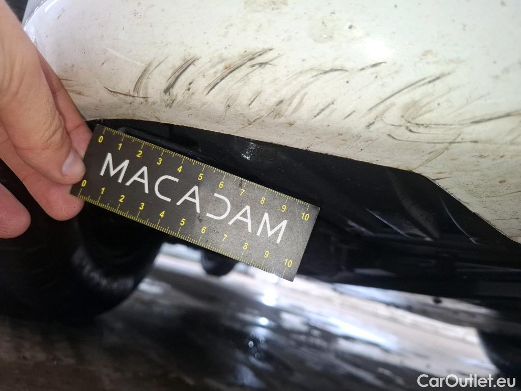  Toyota  Yaris TOYOTA  Hybride / 2019 / 5P / Berline Hybride 116h Dynamic Business Beyond Zer #13