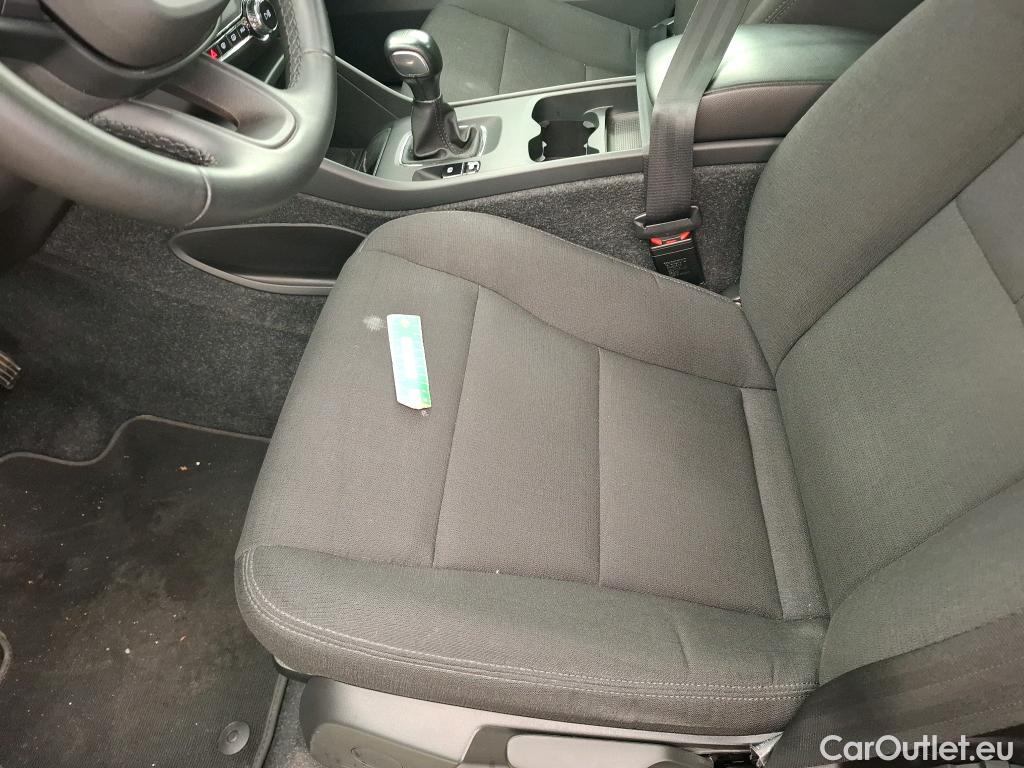  Volvo  XC 40 VOLVO XC40 / 2017 / 5P / SUV T2 129 BM6 Momentum Essentiel #1