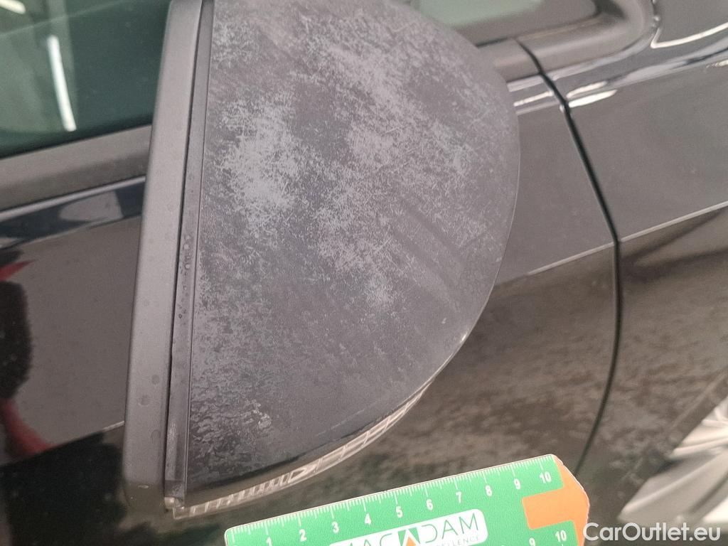  Volkswagen  Golf  VOLKSWAGEN / 2020 / 5P / Berline 1.5 TSI ACT OPF 130 BVM6 Life Busi 1st #40