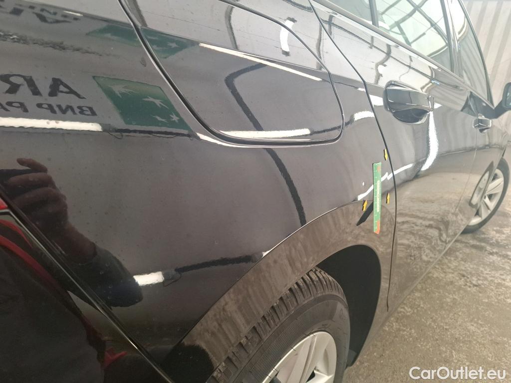  Volkswagen  Golf  VOLKSWAGEN / 2020 / 5P / Berline 1.5 TSI ACT OPF 130 BVM6 Life Busi 1st #6