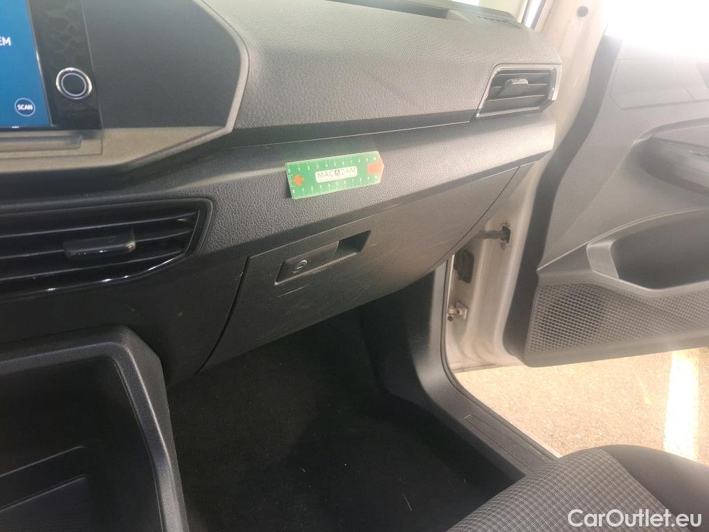  Volkswagen  Caddy VOLKSWAGEN  Cargo / 2020 / 4P / Fourgonnette 2.0 TDI 75ch Business #9