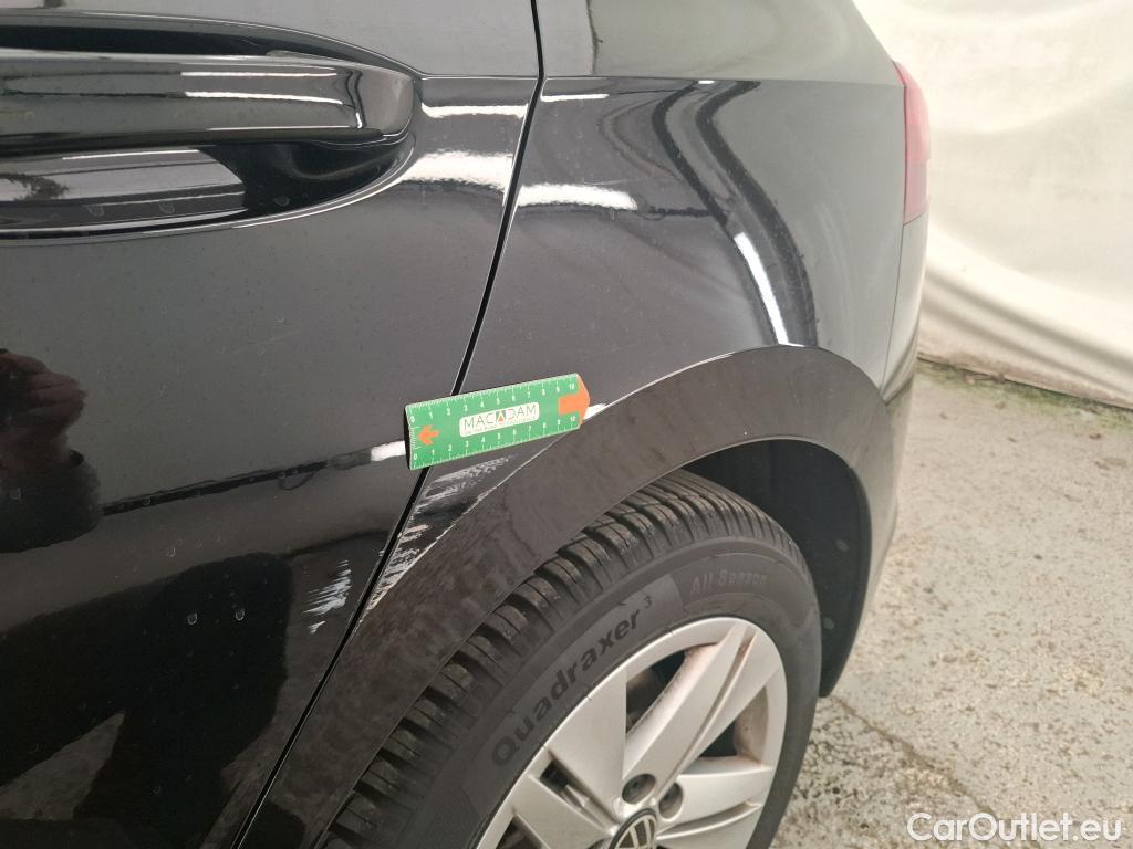  Volkswagen  Golf  VOLKSWAGEN / 2020 / 5P / Berline 1.5 TSI ACT OPF 130 BVM6 Life Busi 1st #18