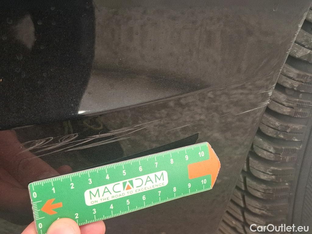  Volkswagen  Golf  VOLKSWAGEN / 2020 / 5P / Berline 1.5 TSI ACT OPF 130 BVM6 Life Busi 1st #29