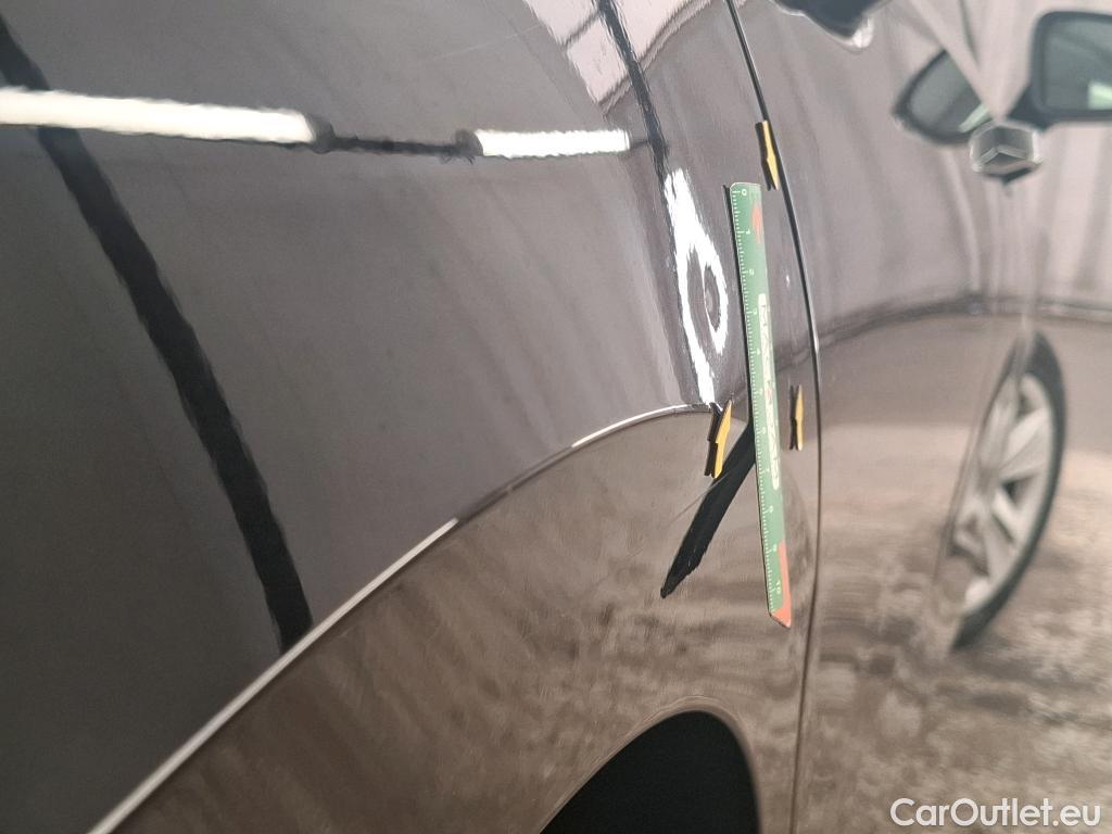  Volkswagen  Golf  VOLKSWAGEN / 2020 / 5P / Berline 1.5 TSI ACT OPF 130 BVM6 Life Busi 1st #9