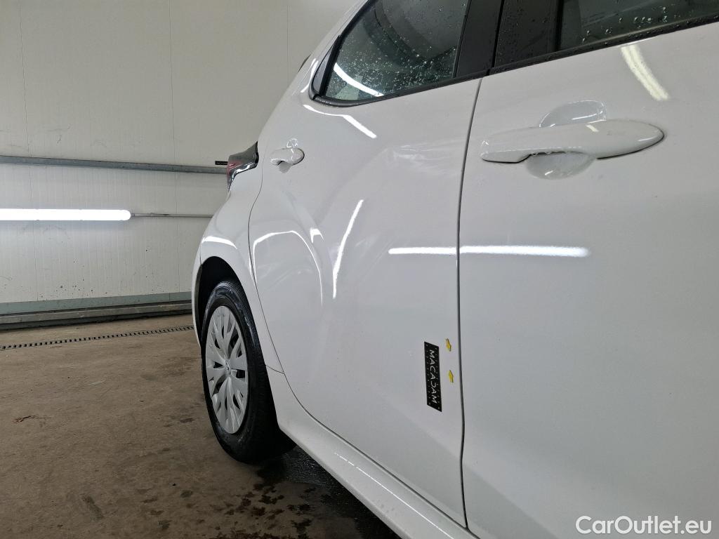  Toyota  Yaris TOYOTA  Hybride / 2019 / 5P / Berline Hybride 116h Dynamic Business Beyond Zer #28