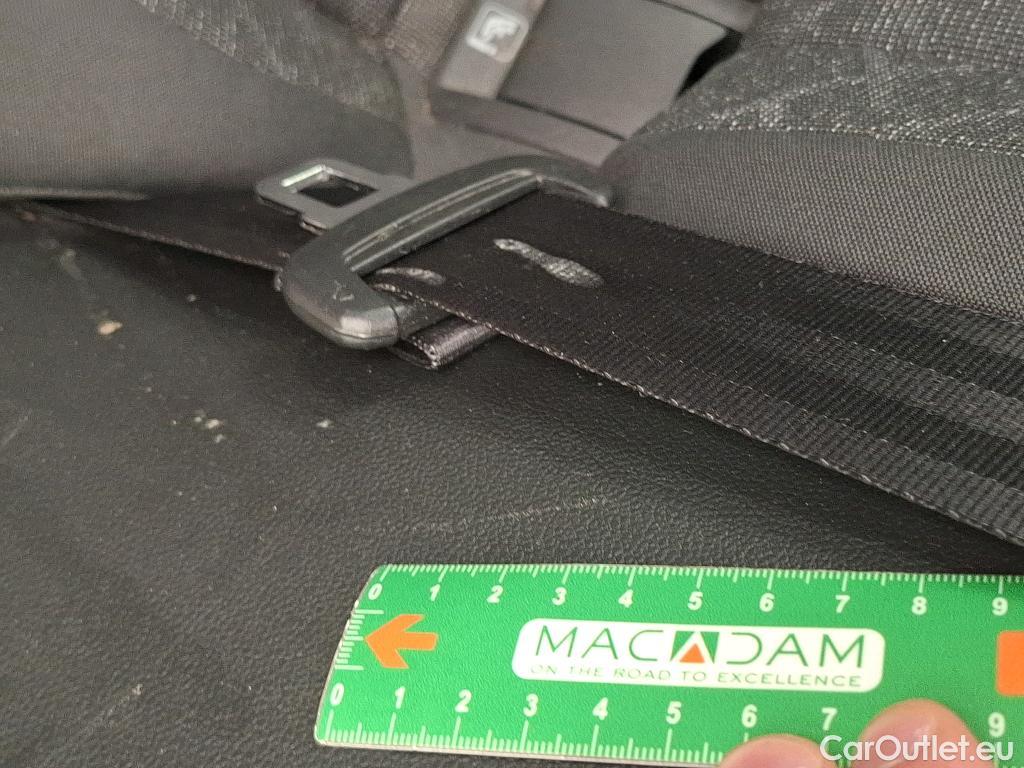  Volkswagen  Golf  VOLKSWAGEN / 2020 / 5P / Berline 1.5 TSI ACT OPF 130 BVM6 Life Busi 1st #33