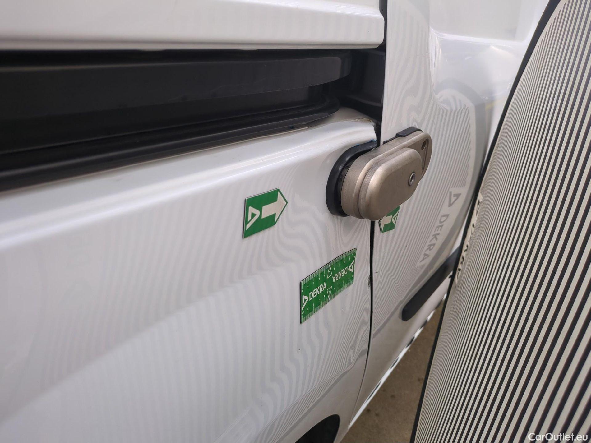  Renault  Kangoo  II Express Grand Confort (L1) 1.5 dCi 95CV BVM6 E6dT #48