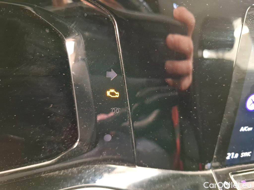  Volkswagen  Golf  VOLKSWAGEN 2020 5P Berline 1.5 TSI ACT OPF 130 BVM6 Life Busi #6