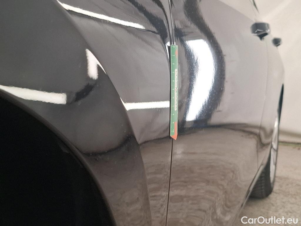  Volkswagen  Golf  VOLKSWAGEN / 2020 / 5P / Berline 1.5 TSI ACT OPF 130 BVM6 Life Busi 1st #24