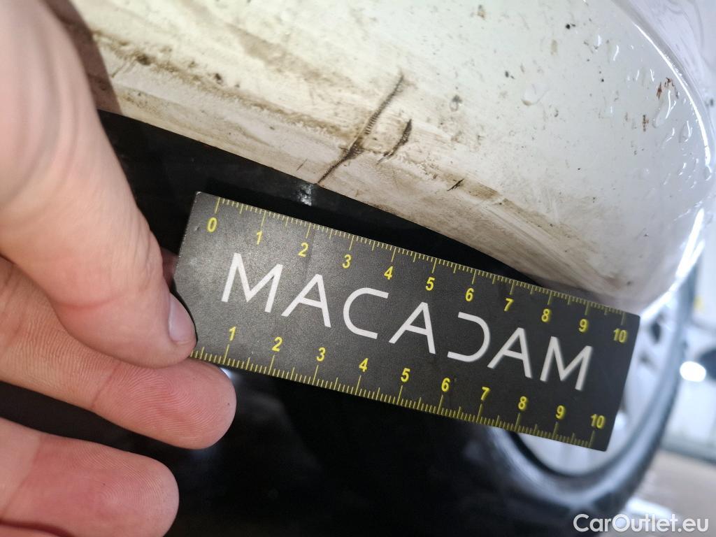  Toyota  Yaris TOYOTA  Hybride / 2019 / 5P / Berline Hybride 116h Dynamic Business Beyond Zer #9