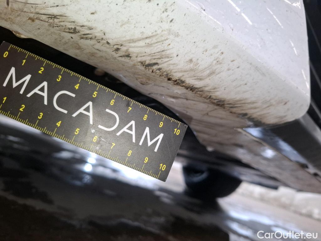  Toyota  Yaris TOYOTA  Hybride / 2019 / 5P / Berline Hybride 116h Dynamic Business Beyond Zer #17