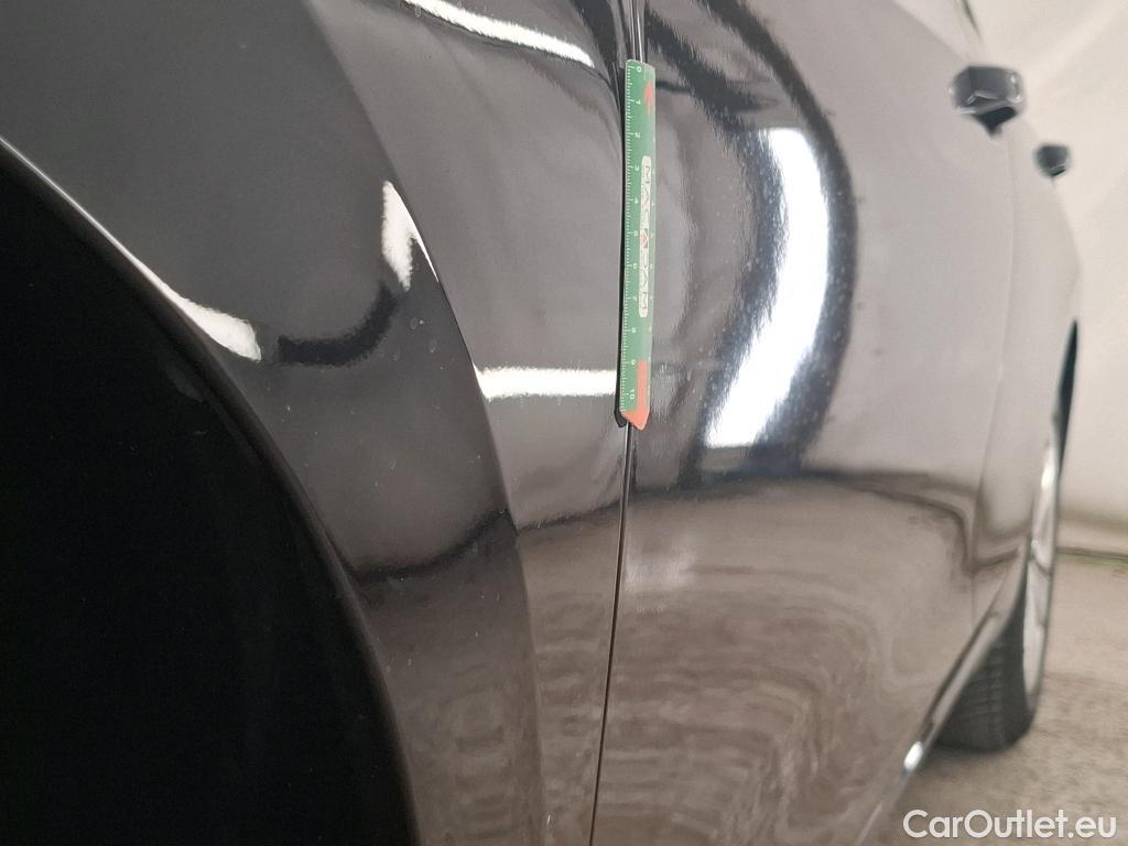  Volkswagen  Golf  VOLKSWAGEN / 2020 / 5P / Berline 1.5 TSI ACT OPF 130 BVM6 Life Busi 1st #25