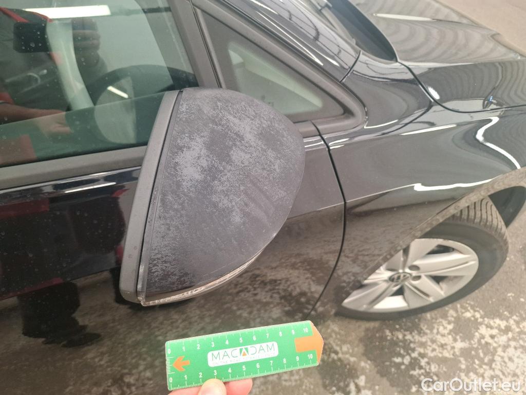  Volkswagen  Golf  VOLKSWAGEN / 2020 / 5P / Berline 1.5 TSI ACT OPF 130 BVM6 Life Busi 1st #39