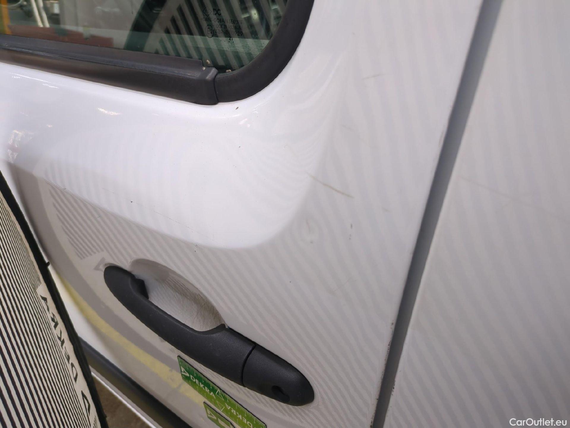  Renault  Kangoo  II Express Grand Confort (L1) 1.5 dCi 95CV BVM6 E6dT #24