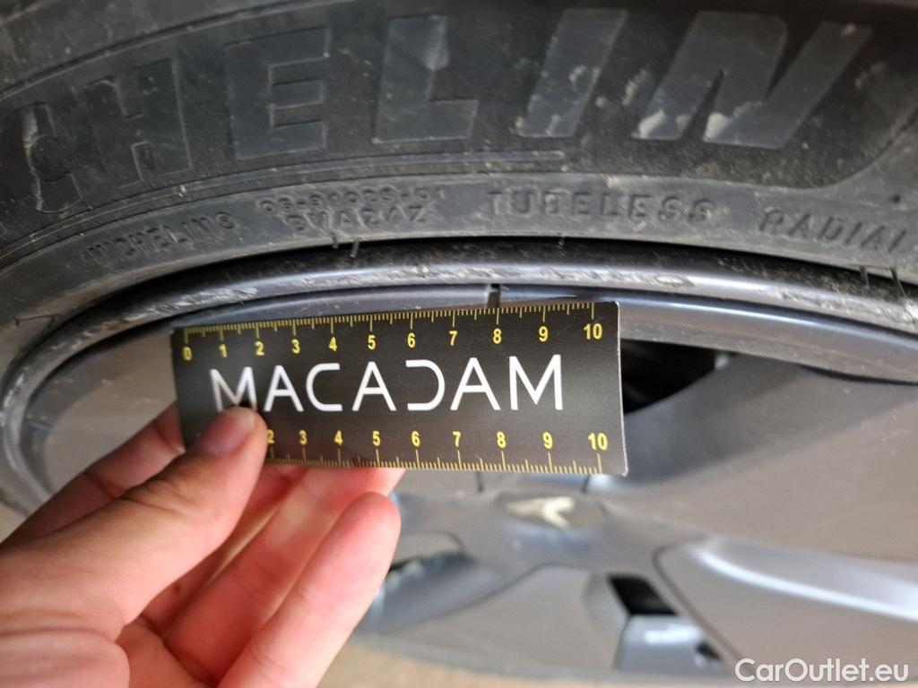  Tesla  Model 3 TESLA  / 2018 / 4P / Berline Grande Autonomie #15