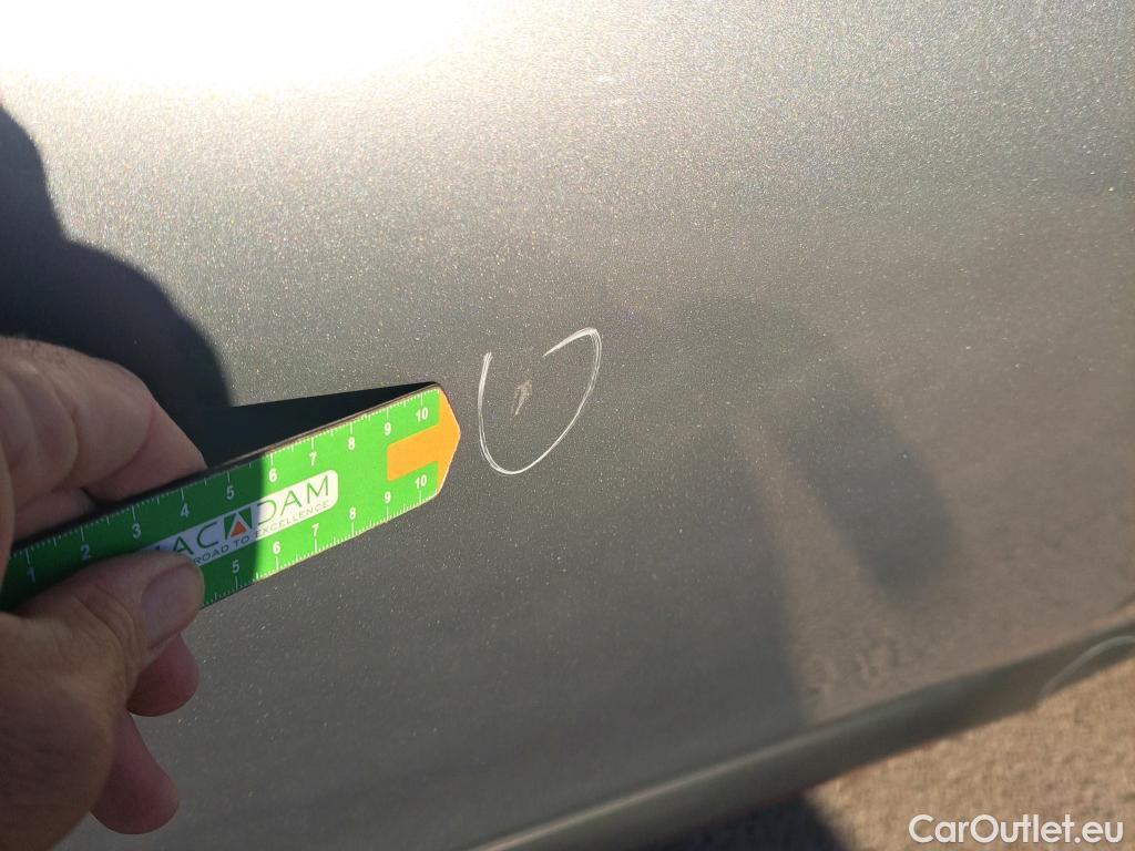  Citroen  C4 CITROEN  / 2020 / 5P / berlina con portón PureTech 130 S&S 6v Feel Pack #11