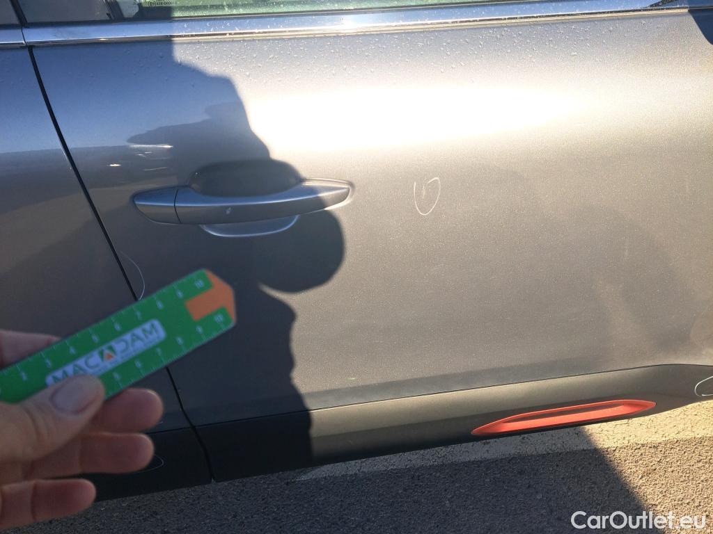  Citroen  C4 CITROEN  / 2020 / 5P / berlina con portón PureTech 130 S&S 6v Feel Pack #9