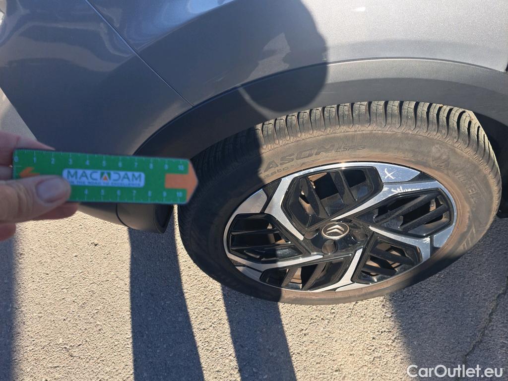  Citroen  C4 CITROEN  / 2020 / 5P / berlina con portón PureTech 130 S&S 6v Feel Pack #5