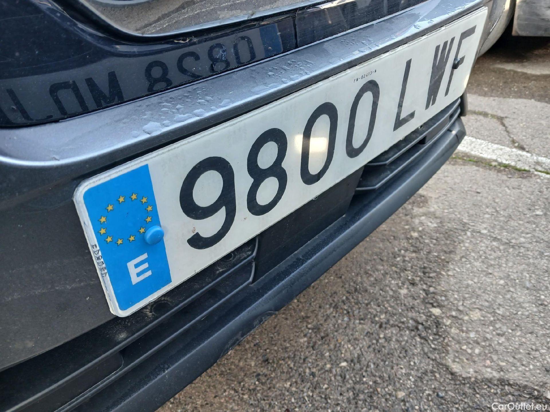  Nissan  Juke NISSAN  / 2019 / 5P / crossover DIG-T 84 kW (114 CV) DCT 7 V N-Connecta (AC2) #1