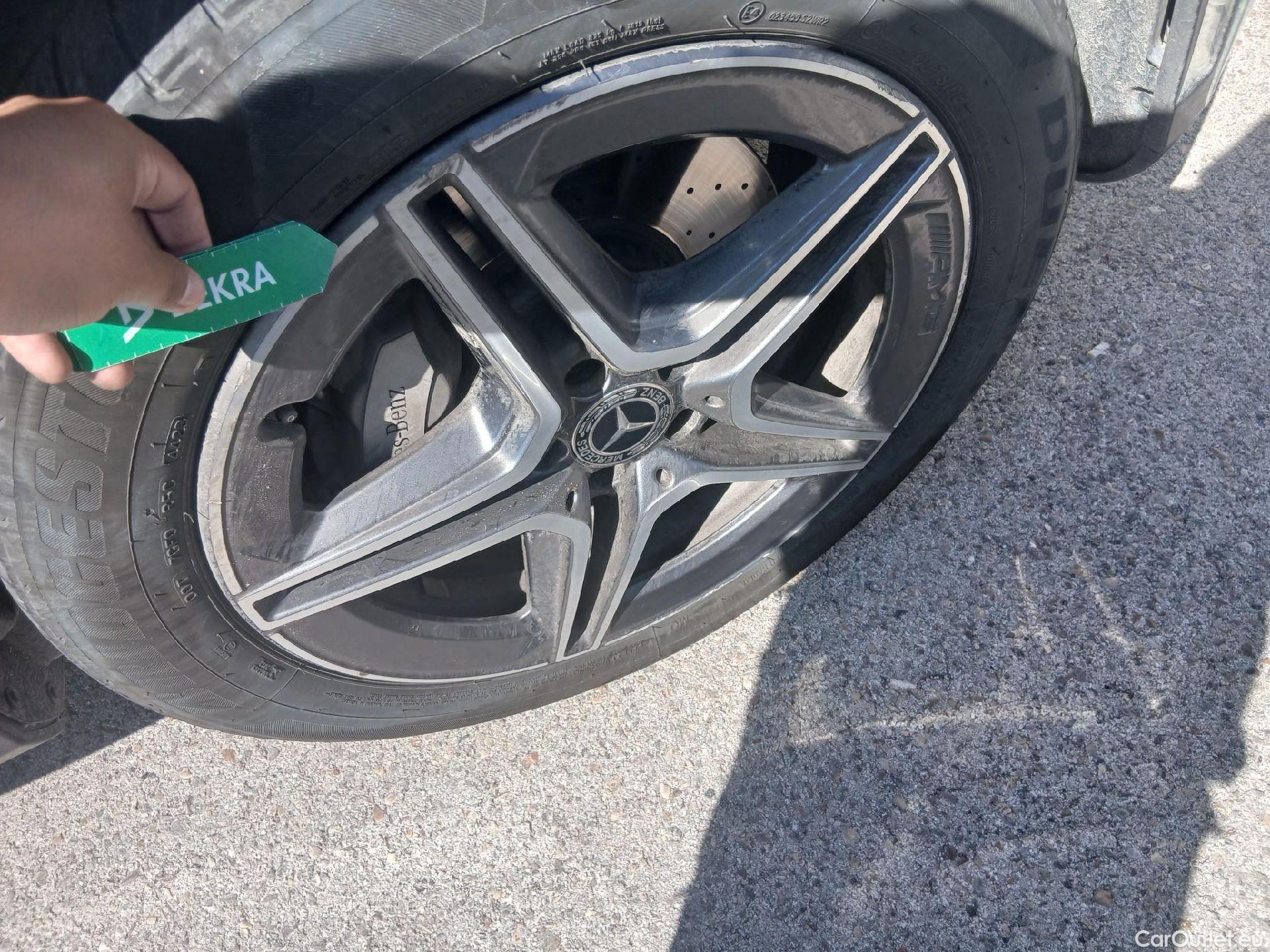  Mercedes  G-Klasee MERCEDES-BENZ GLC Coupé / 2019 / 5P / coupé GLC 300 e 4MATIC #43