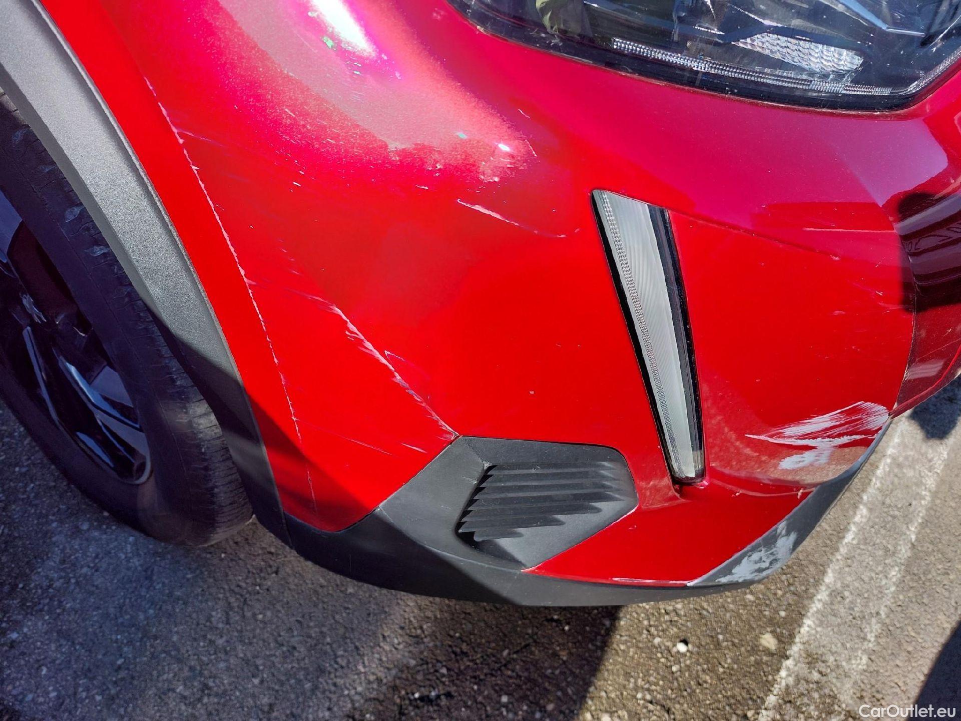  Peugeot  2008 PEUGEOT  / 2019 / 5P / todoterreno Allure Puretech 130 S&S EAT8 #1