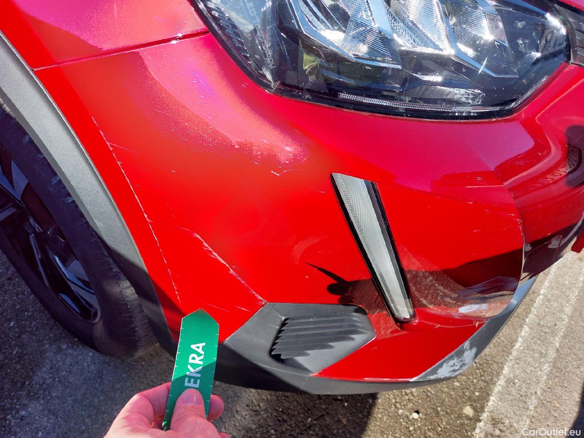  Peugeot  2008 PEUGEOT  / 2019 / 5P / todoterreno Allure Puretech 130 S&S EAT8 #2