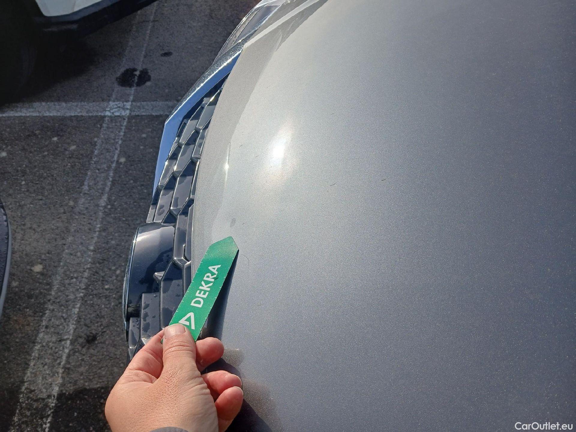  Nissan  Juke NISSAN  / 2019 / 5P / crossover DIG-T 84 kW (114 CV) DCT 7 V N-Connecta (AC2) #4