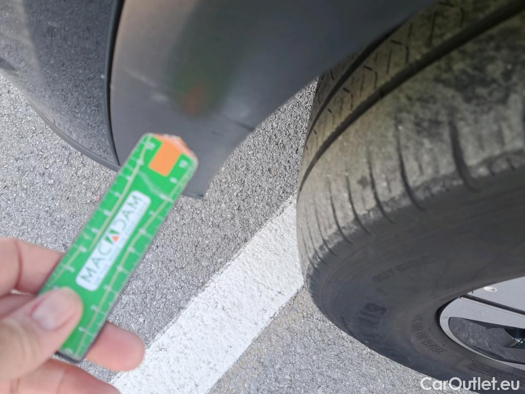  Mercedes  G-Klasee MERCEDES-BENZ GLE / 2018 / 5P / todoterreno GLE 350 de 4MATIC (Híbrido Enchufable) #46