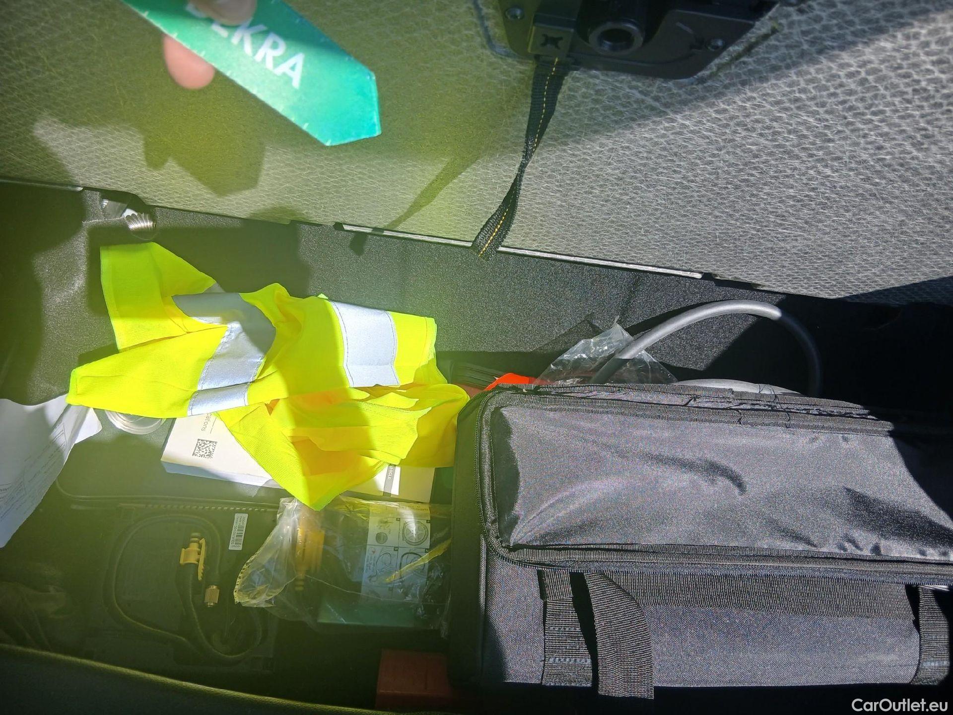  Mercedes  G-Klasee MERCEDES-BENZ GLC Coupé / 2019 / 5P / coupé GLC 300 e 4MATIC #1