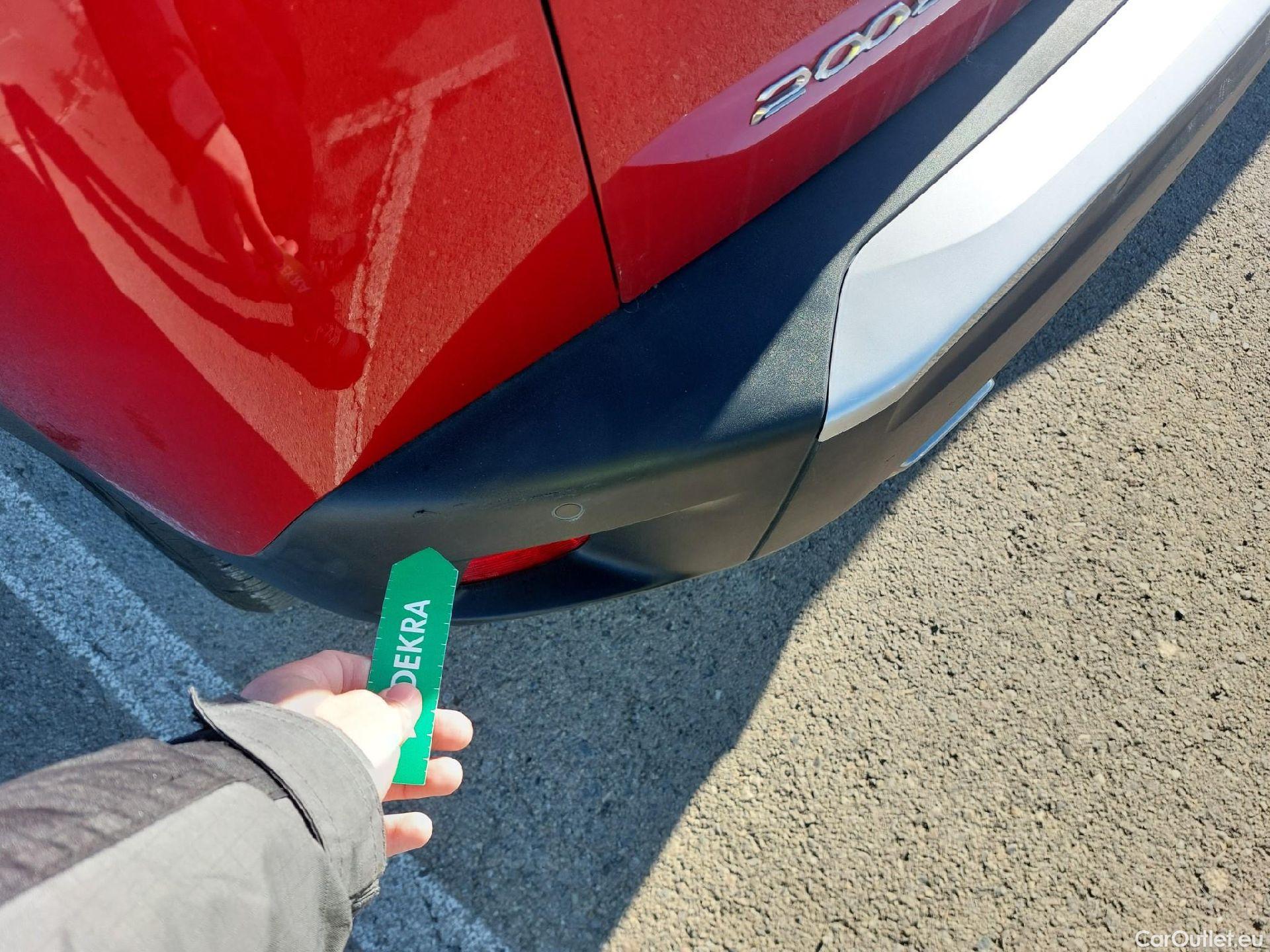  Peugeot  2008 PEUGEOT  / 2019 / 5P / todoterreno Allure Puretech 130 S&S EAT8 #15